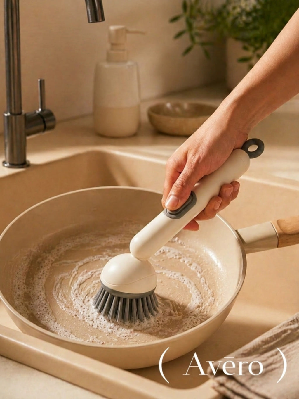 Adjustable soap dispensing dish brush with refillable handle