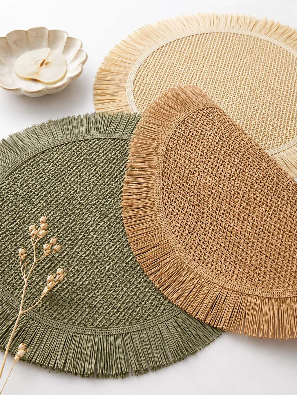Round Woven Paper Placemat with Fringed Edge – Camel, Beige, Green